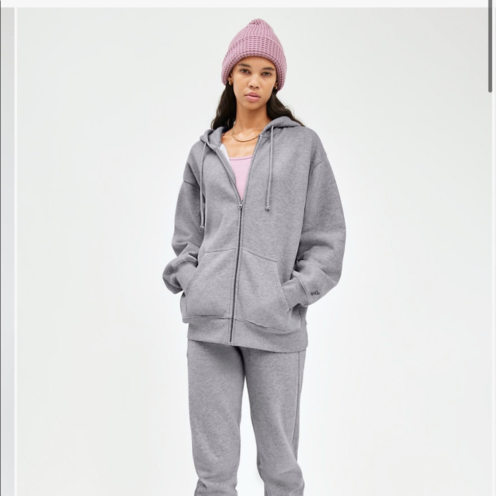 Aritzia TNA Cozy Fleece Boyfriend Zip Up